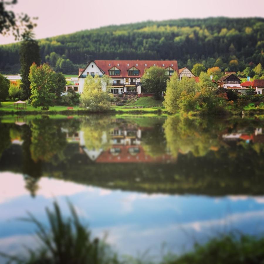 Seehotel Gut Dürnhof Rieneck Exterior foto